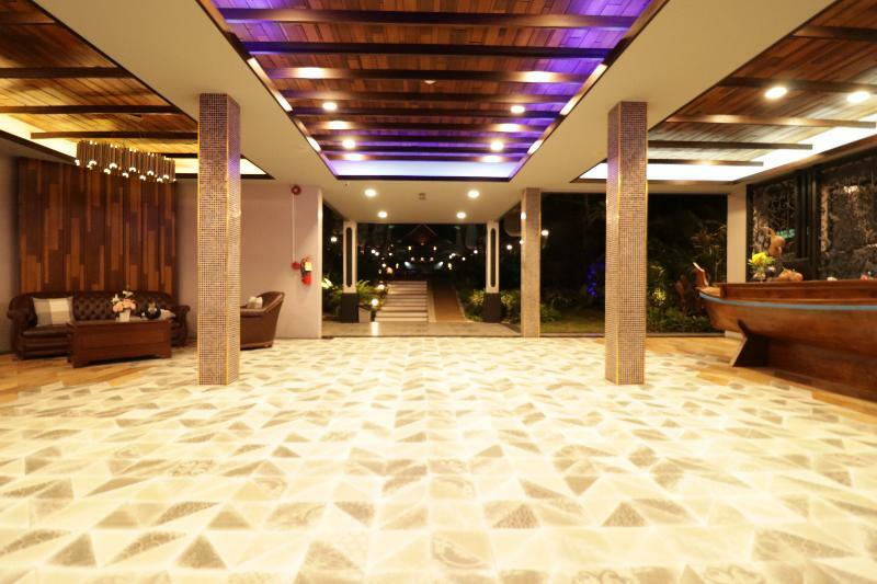 The Scene Cliff View Villas By Swiss-Belhotel Krabi town Buitenkant foto