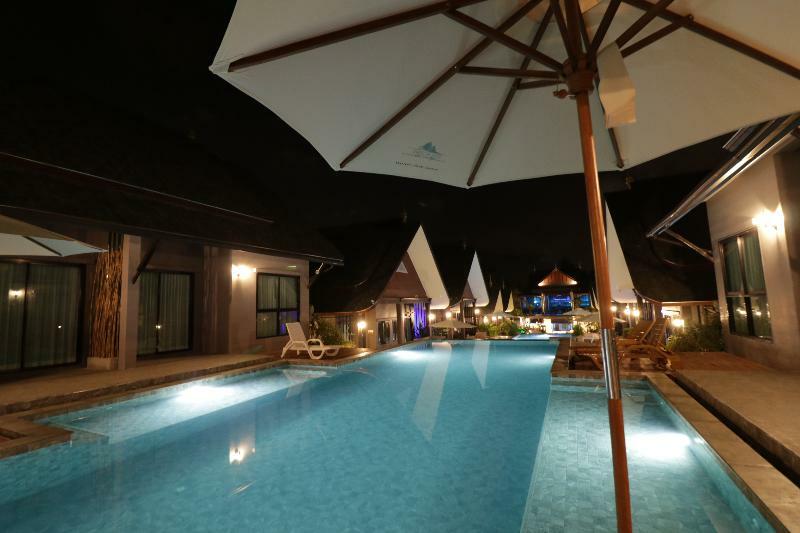 The Scene Cliff View Villas By Swiss-Belhotel Krabi town Buitenkant foto