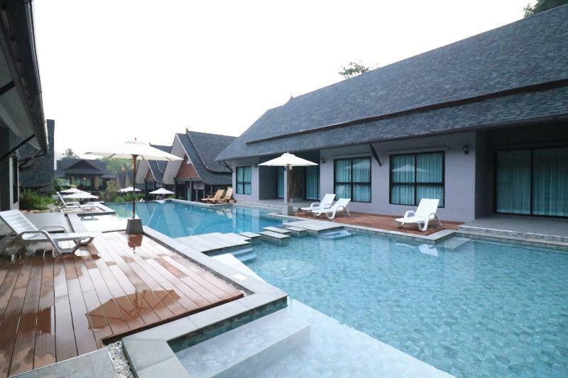 The Scene Cliff View Villas By Swiss-Belhotel Krabi town Buitenkant foto